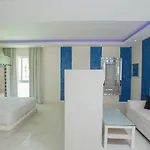 Hotel Lirio Cala