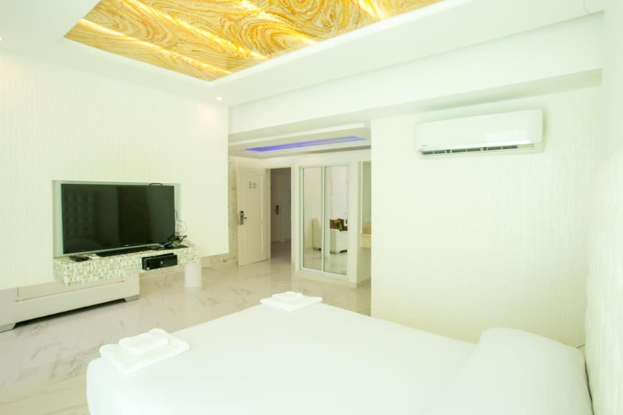 Hotel Lirio Cala Punta Cana