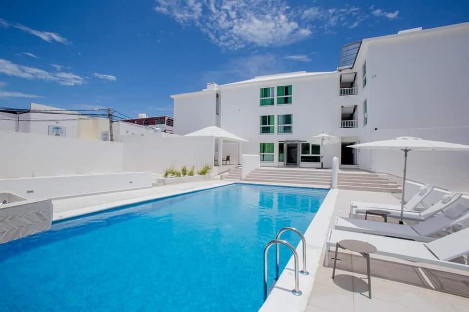 Lirio Cala Hotel